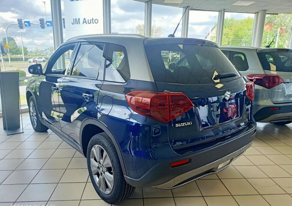 Suzuki Vitara cena 111090 przebieg: 4, rok produkcji 2023 z Krajenka małe 4